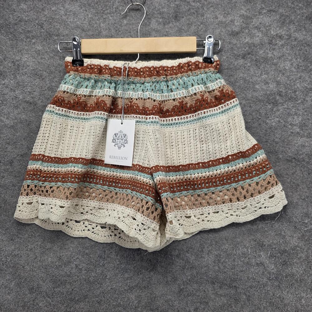 REBELLION Again Hot Pants Womens XS White Crochet Scalloped Elastic Waist 25